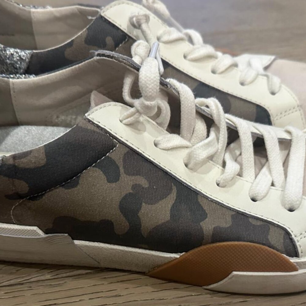 Dolce Vita Zina Sneakers Off white camo Size 8